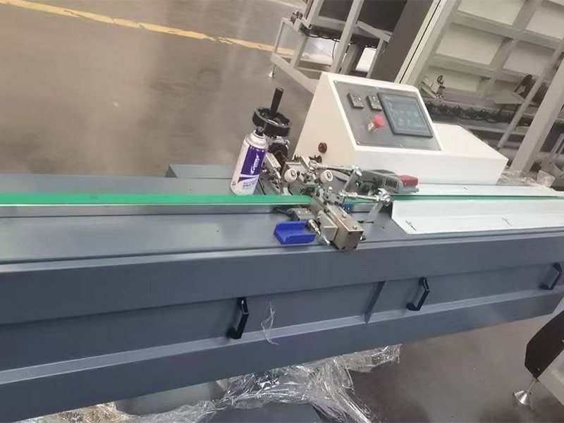 Butyl Sealing Machine